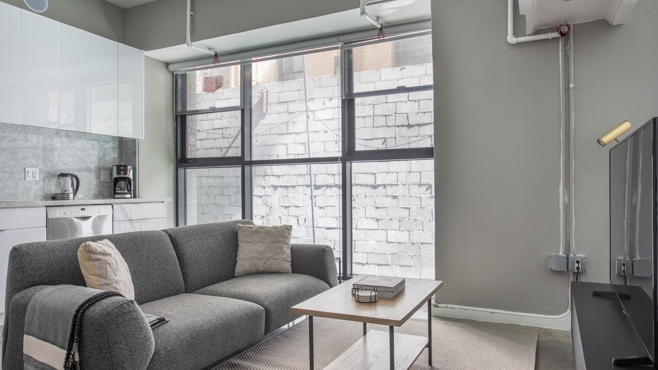 Photo of Livingroom in Historic Core