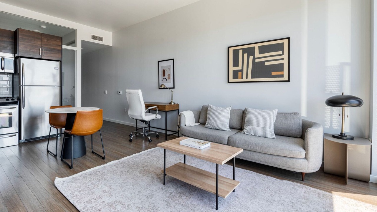 Photo of Livingroom in Civic Center
