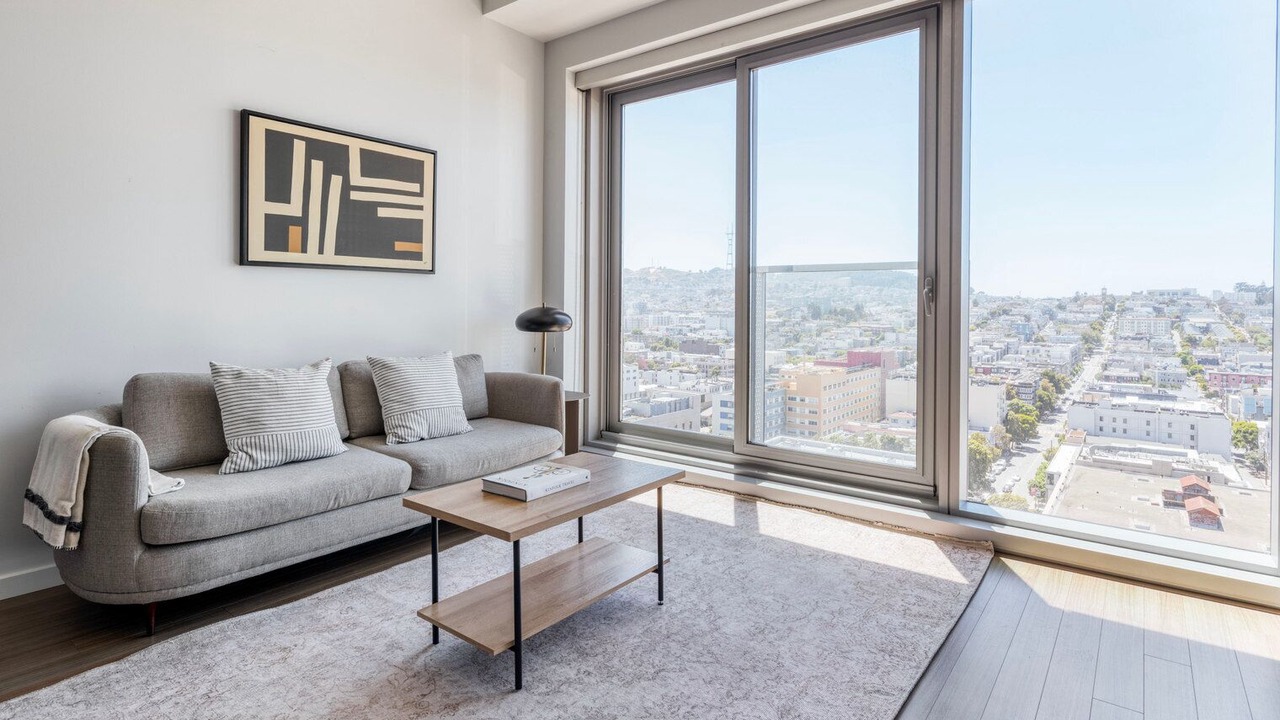 Photo of Livingroom in Civic Center