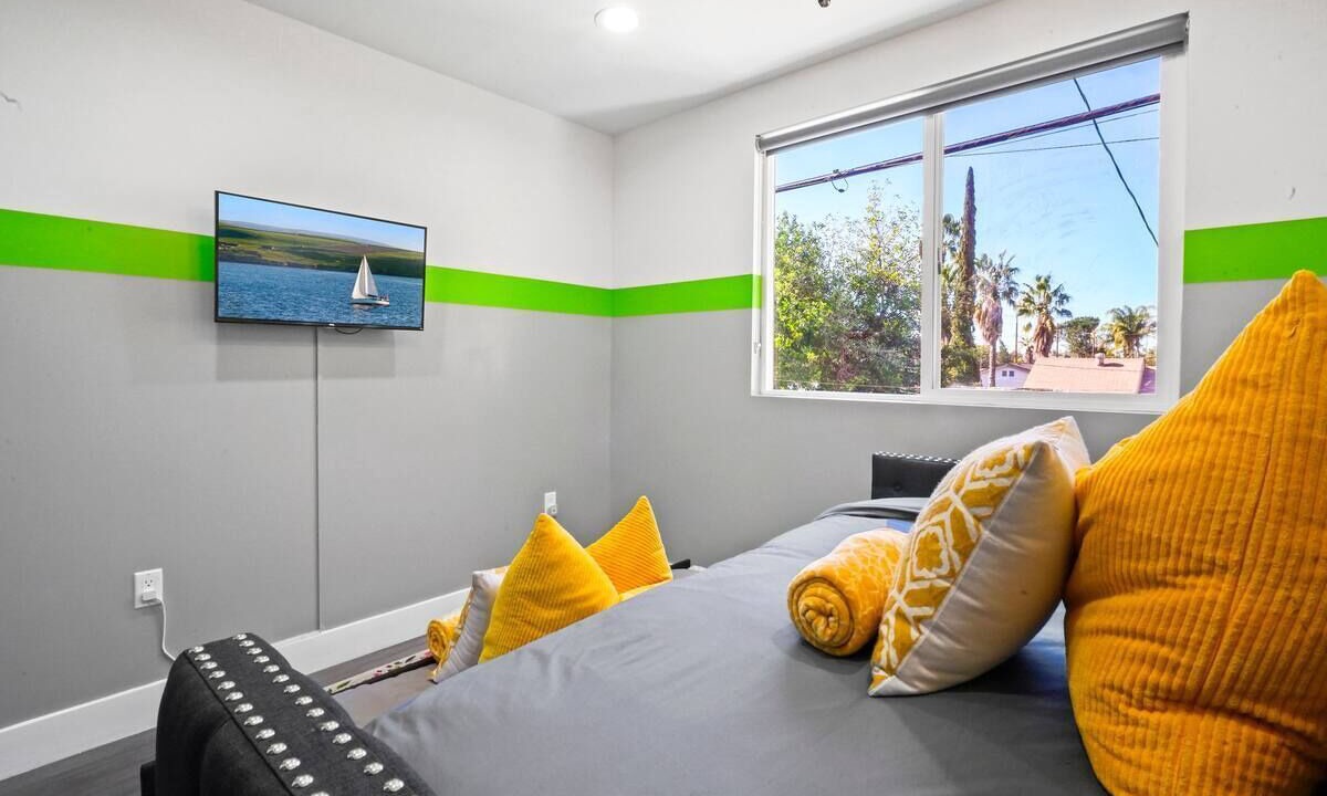 Photo of Bedroom in North Hollywood