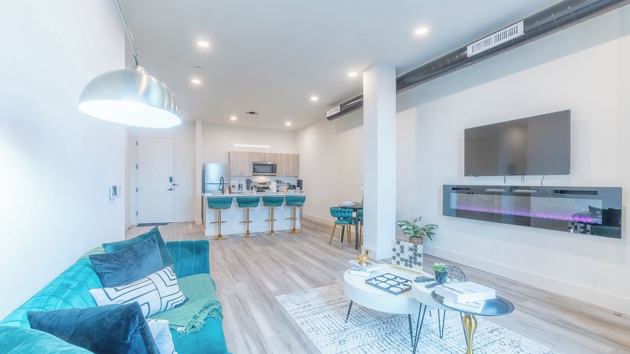 Photo of Livingroom in Orange