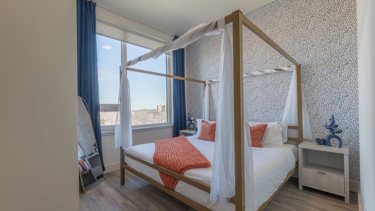 Photo of Bedroom in Orange