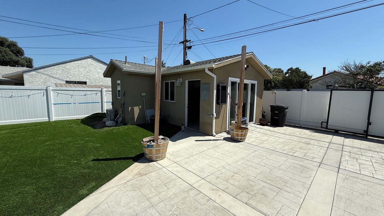 Photo of Outdoor in Bellflower