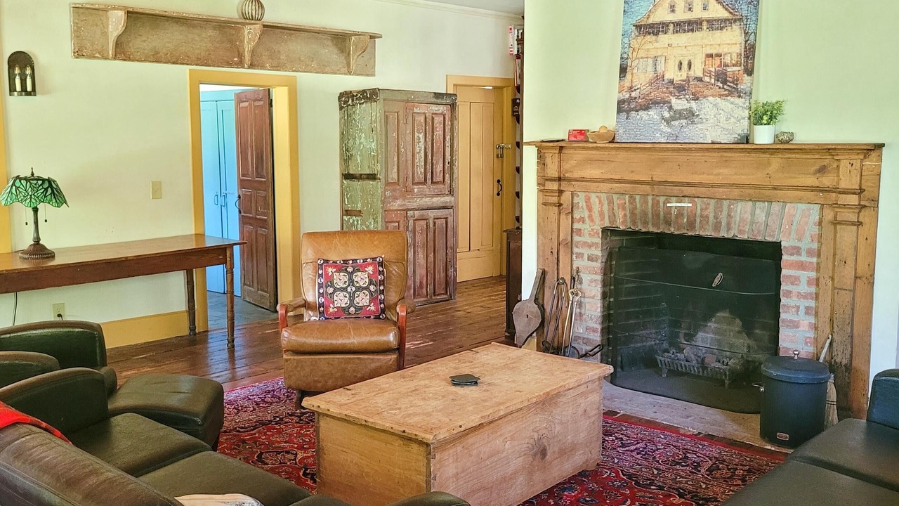 Photo of Livingroom in Highland
