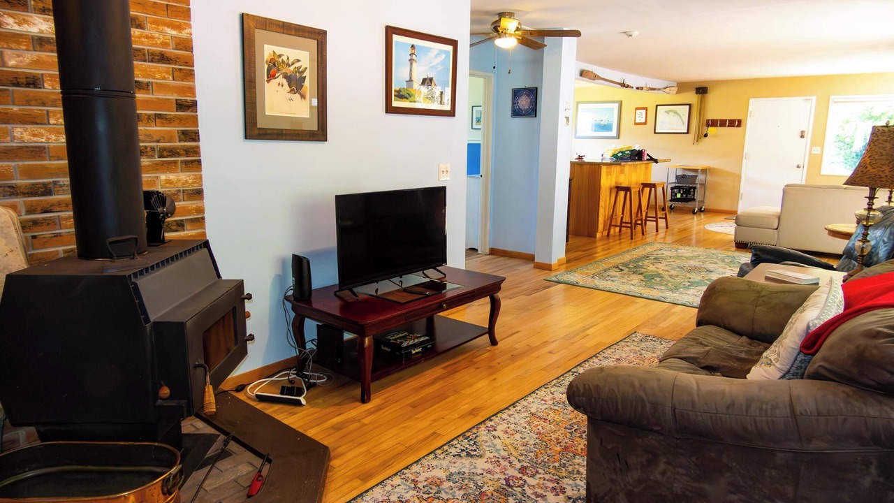 Photo of Livingroom in Crescent City North