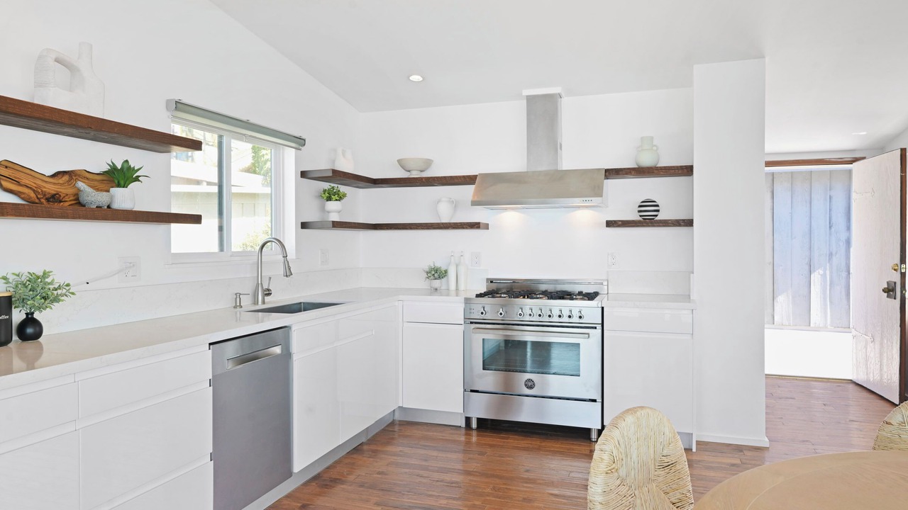 Photo of Kitchen in South Laguna