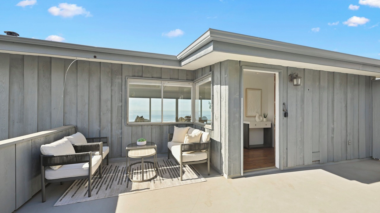 Photo of Patio Balcony in South Laguna