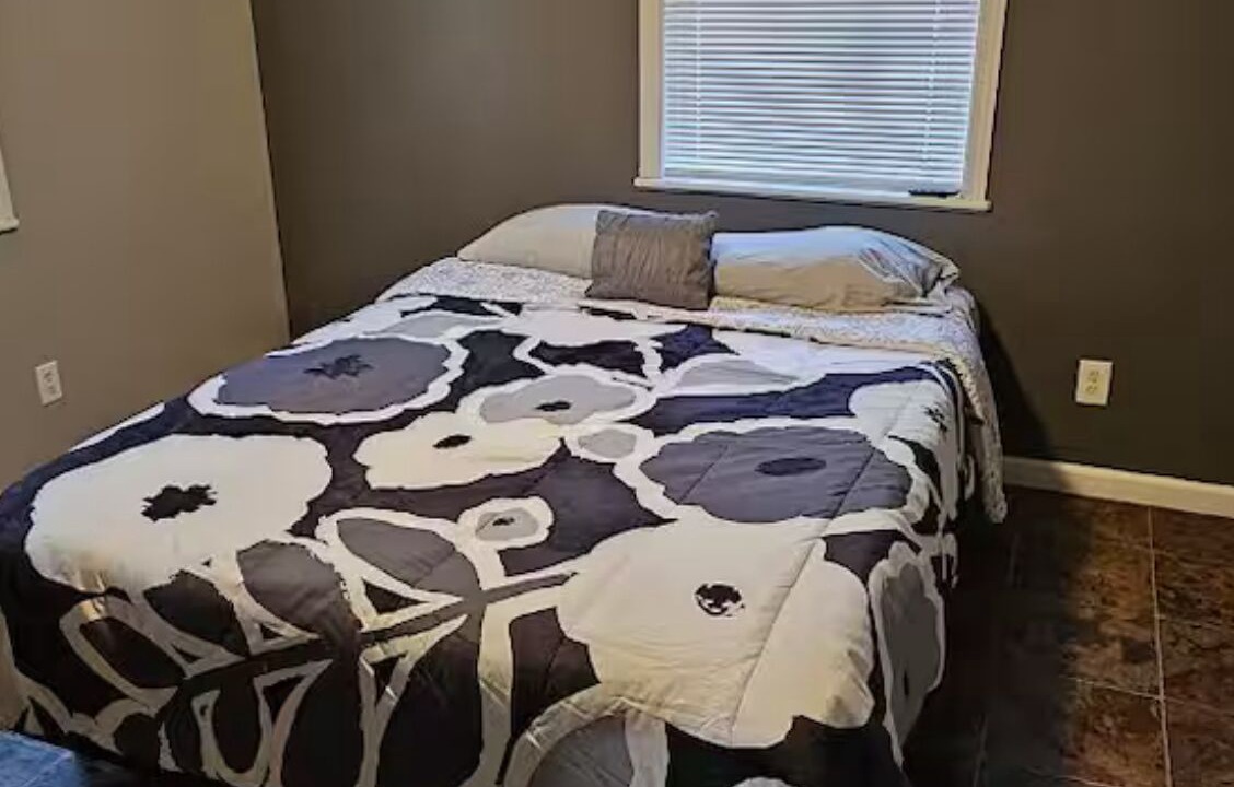 Photo of Bedroom in Water Valley