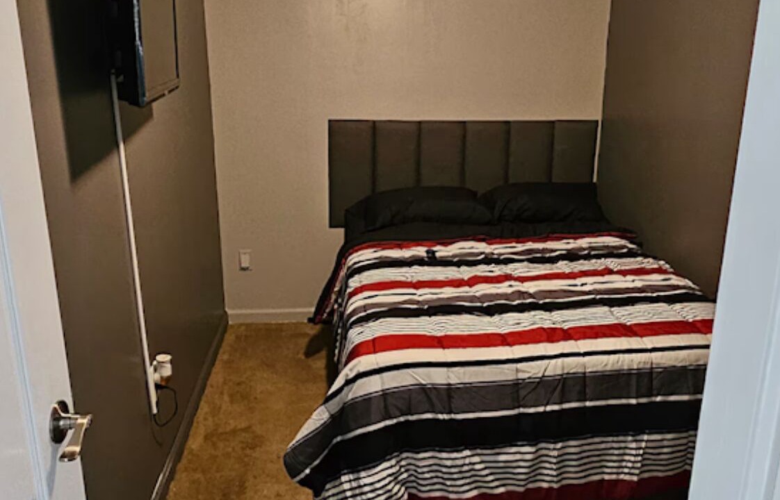 Photo of Bedroom in Water Valley