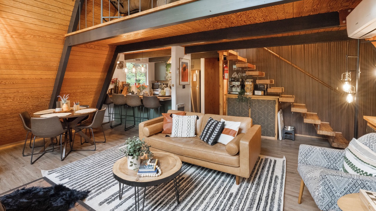 Photo of Livingroom in Camp Nelson