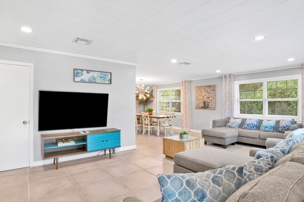 Photo of Livingroom in East Pensacola Heights
