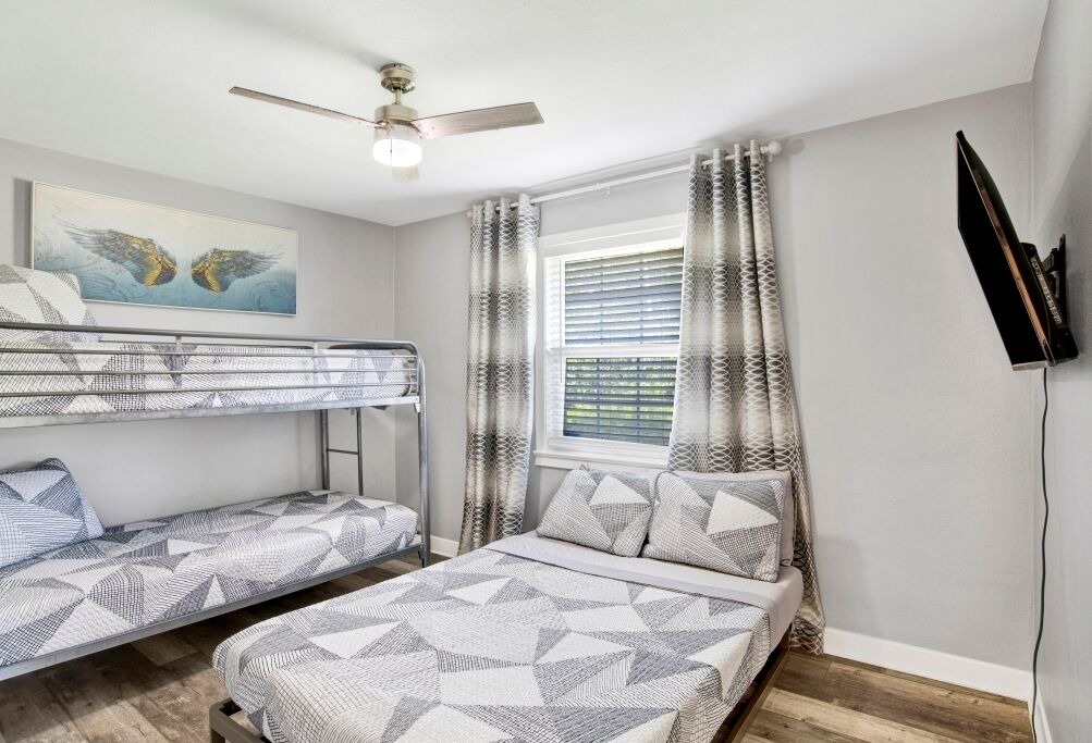 Photo of Bedroom in East Pensacola Heights