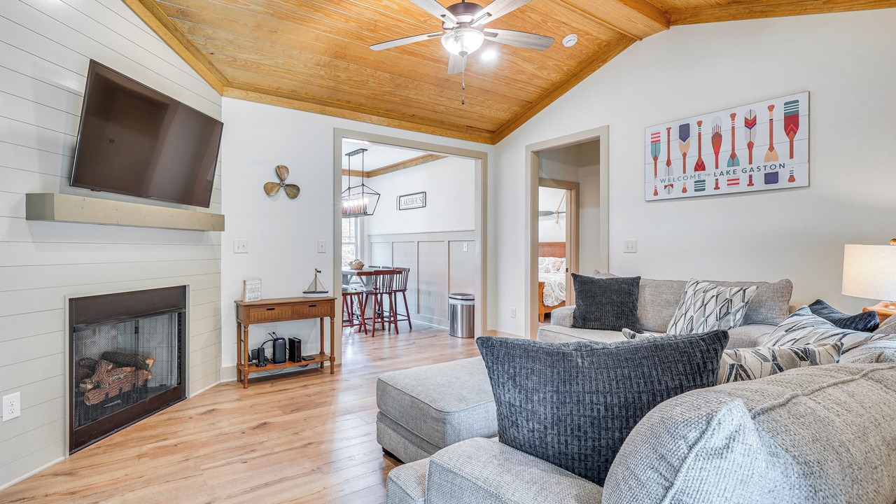 Photo of Livingroom in Littleton