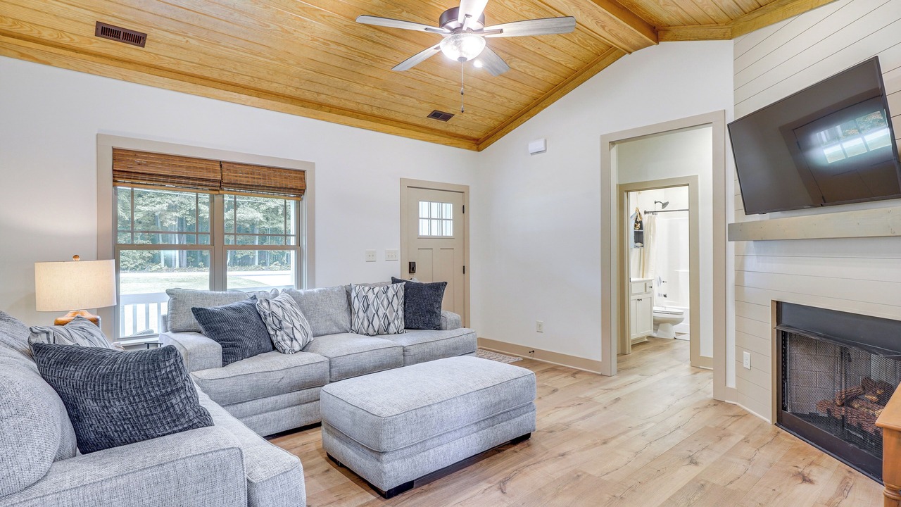 Photo of Livingroom in Littleton