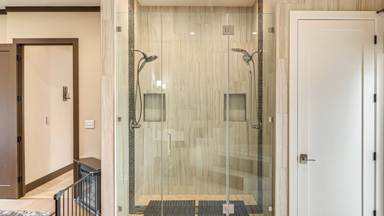 Photo of Bathroom in Reseda