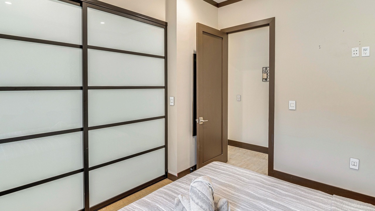 Photo of Bedroom in Reseda