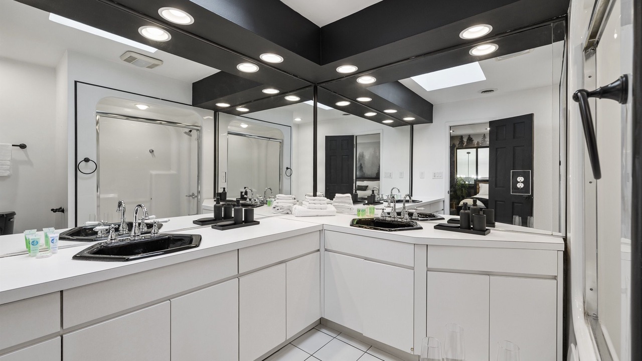 Photo of Bathroom in Washingtonville