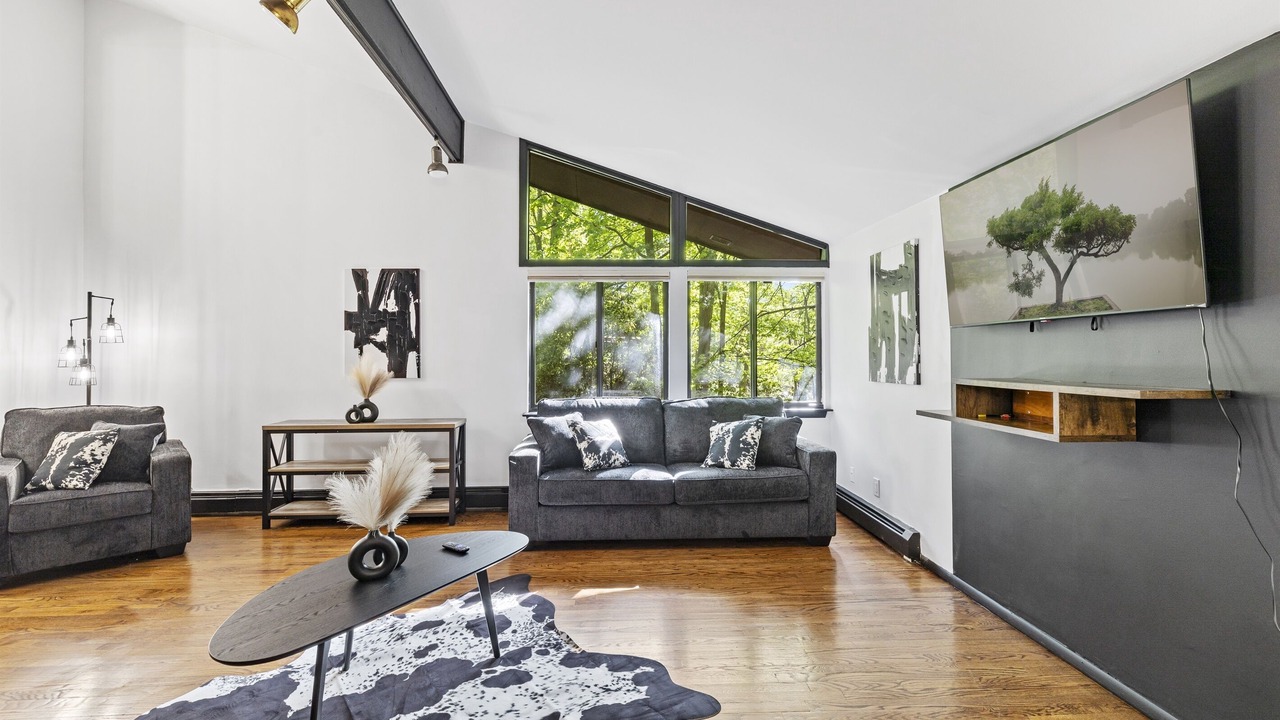 Photo of Livingroom in Washingtonville