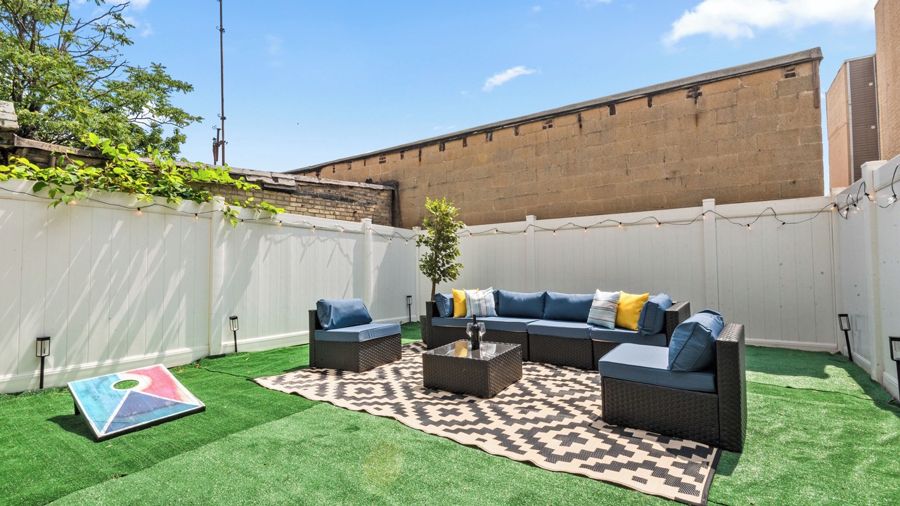 Photo of Outdoor in West Side