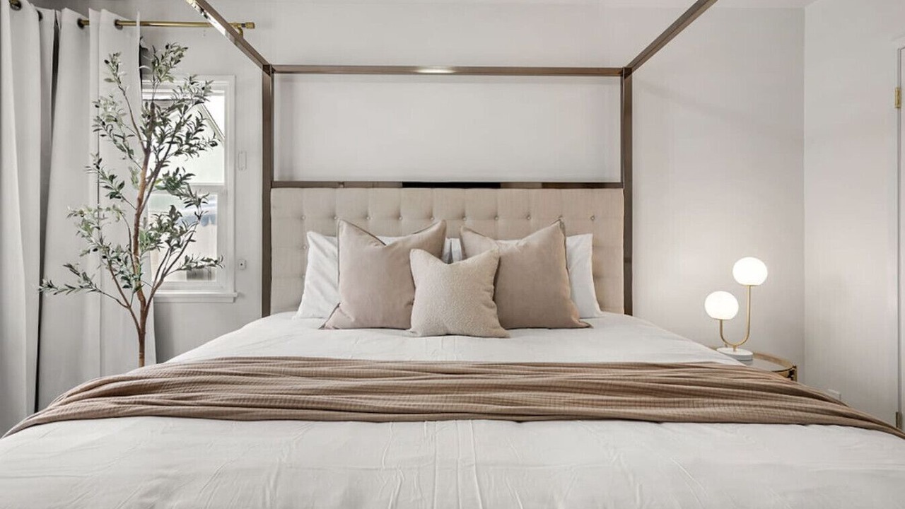 Photo of Bedroom in The Plaza