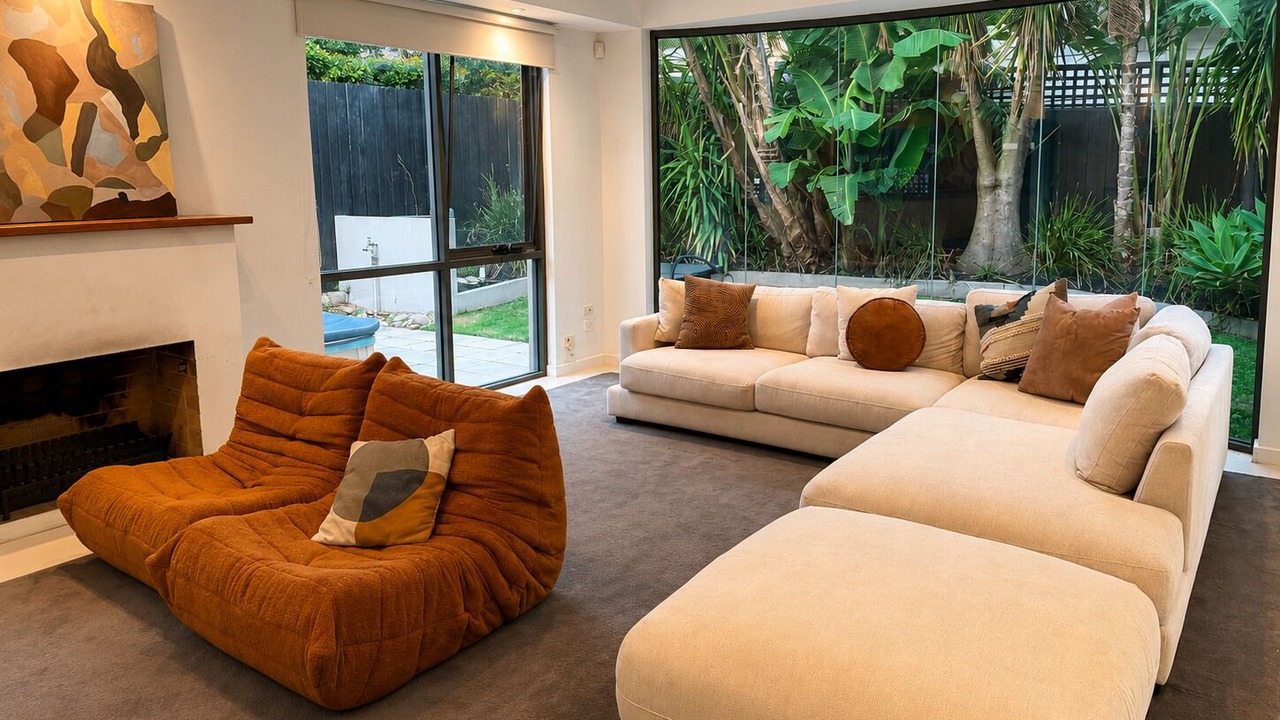 Photo of Livingroom in Black Rock
