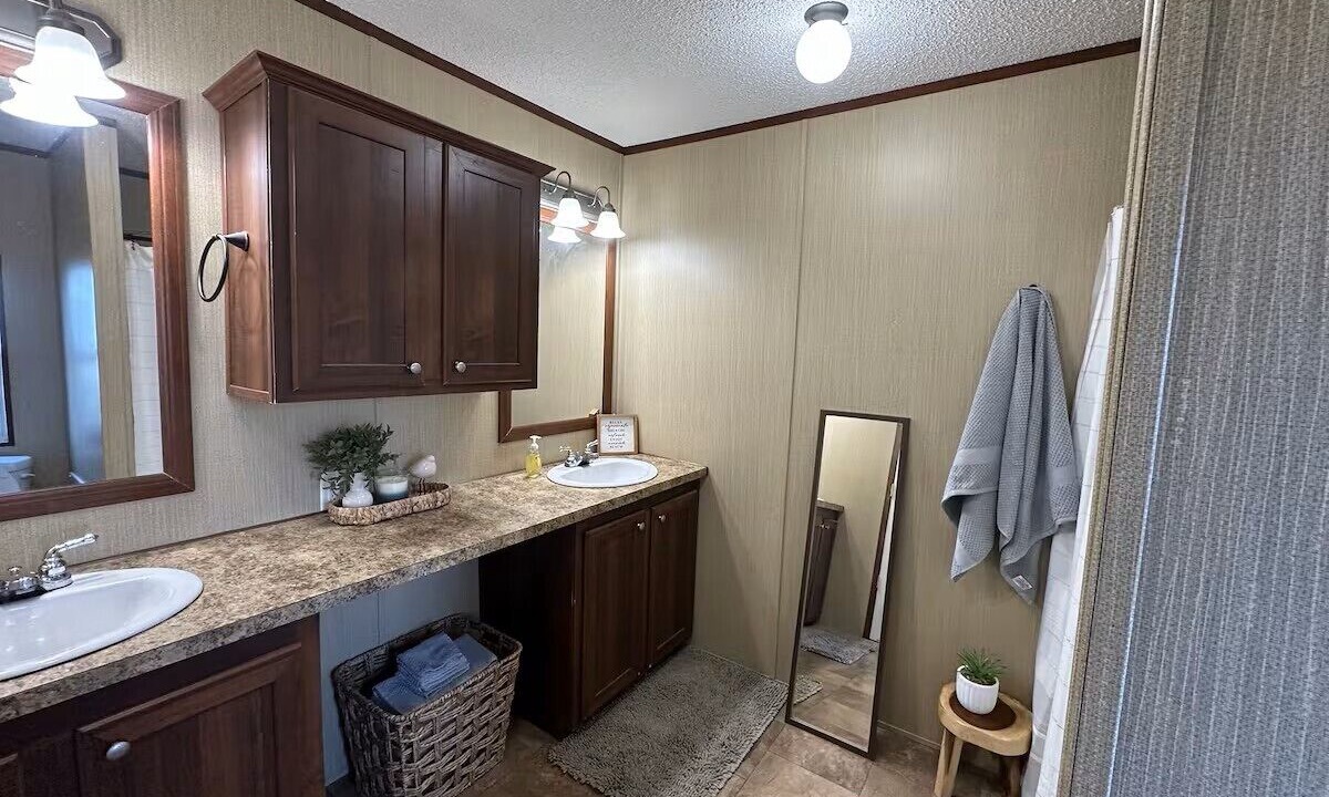 Photo of Bathroom in Clopton
