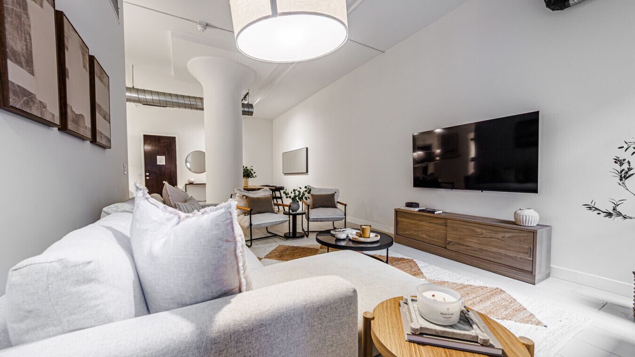 Photo of Livingroom in Historic Core