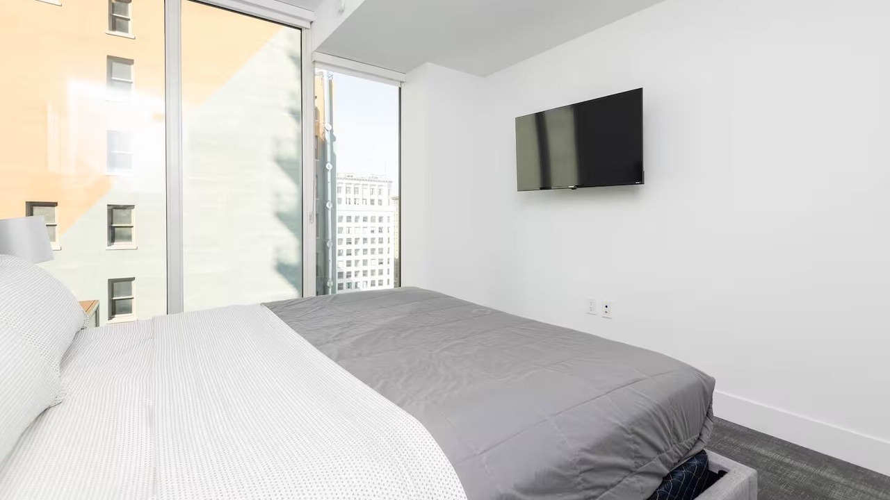 Photo of Bedroom in Downtown Los Angeles