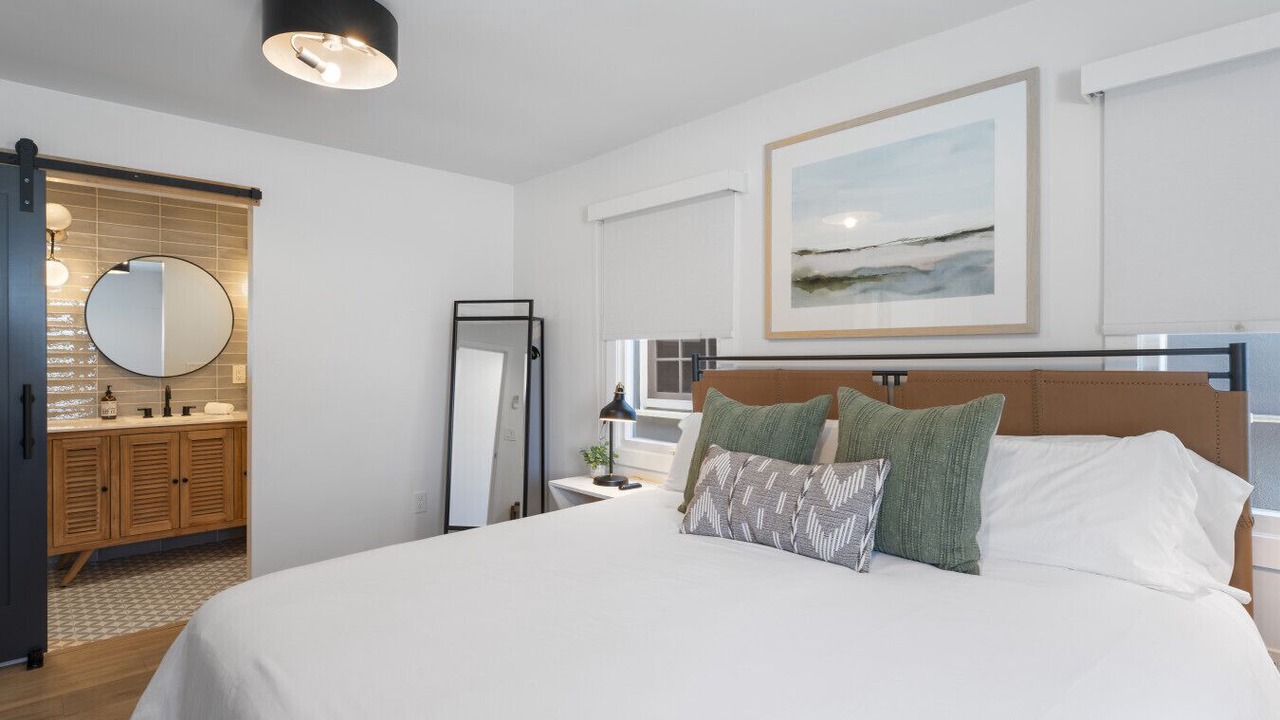 Photo of Bedroom in Balboa Island