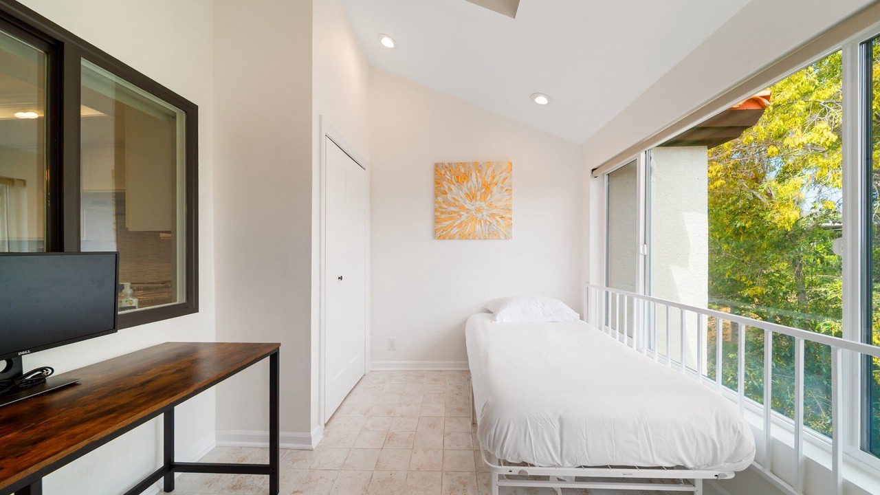 Photo of Bedroom in Corona del Mar
