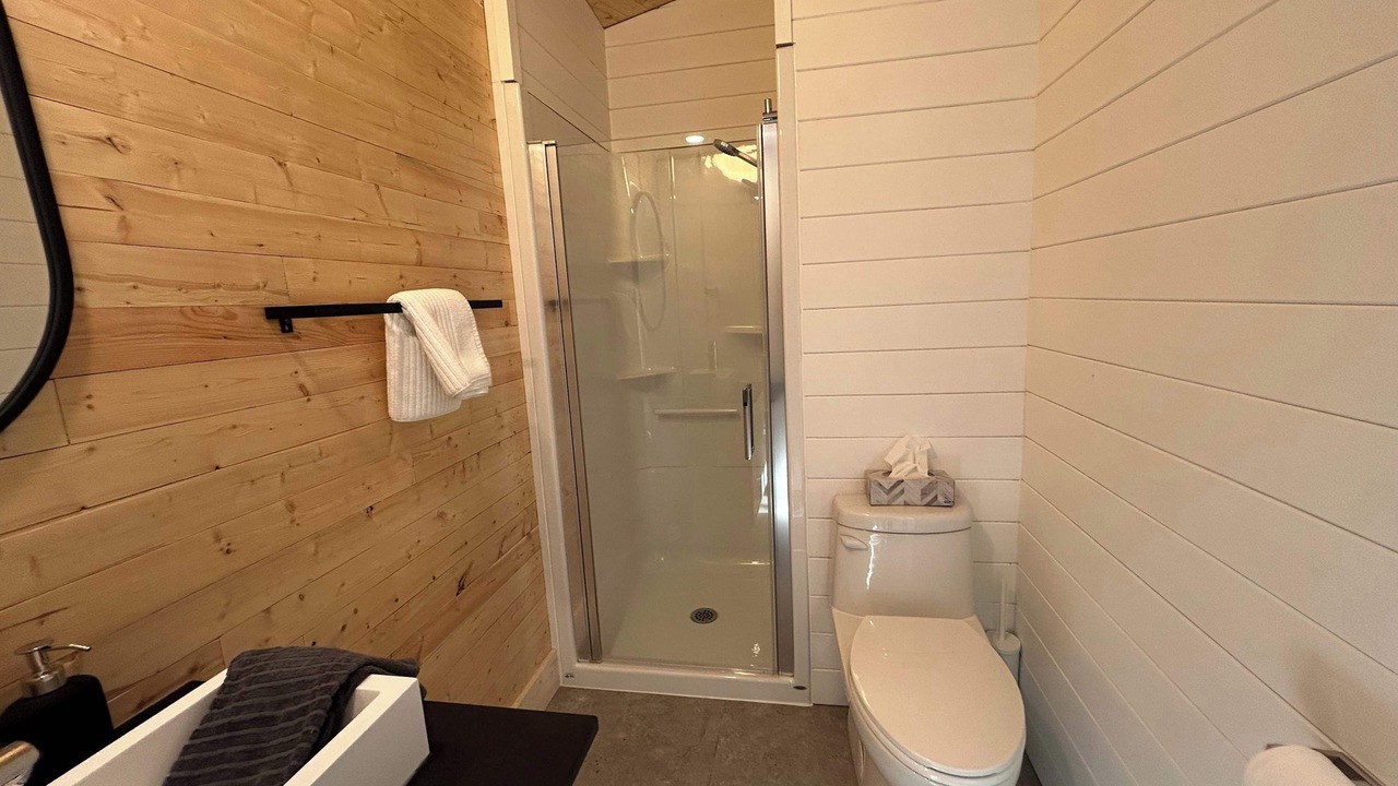 Photo of Bathroom in Notre-Dame-Auxiliatrice-de-Buckland