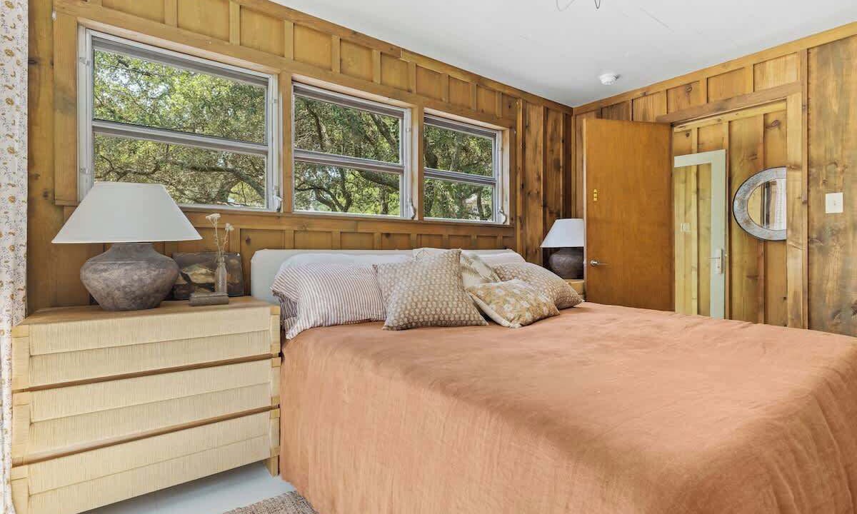 Photo of Bedroom in Ocean Hill