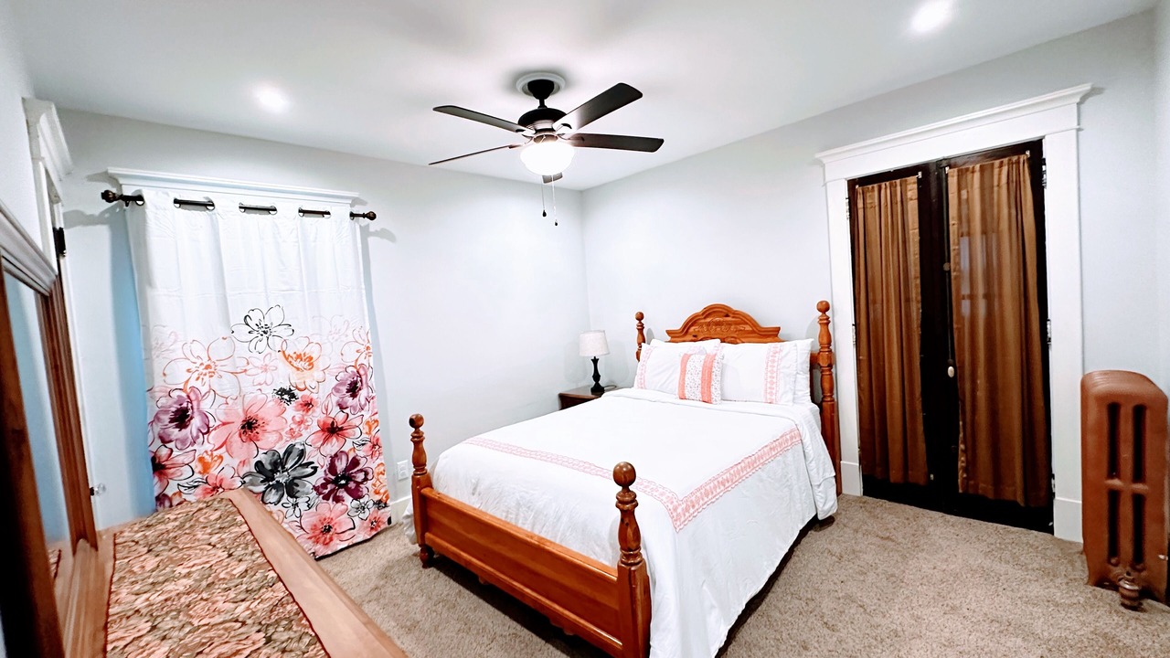 Photo of Bedroom in Buffalo