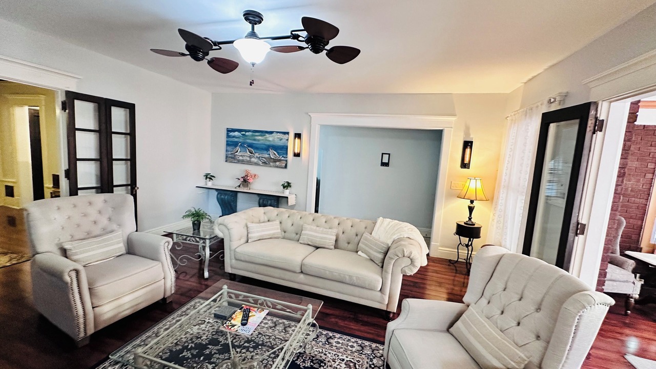 Photo of Livingroom in Buffalo
