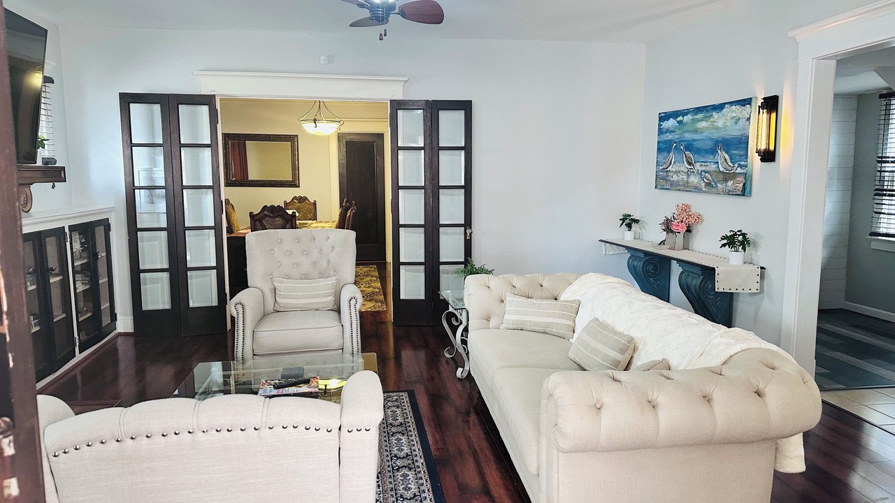 Photo of Livingroom in Buffalo
