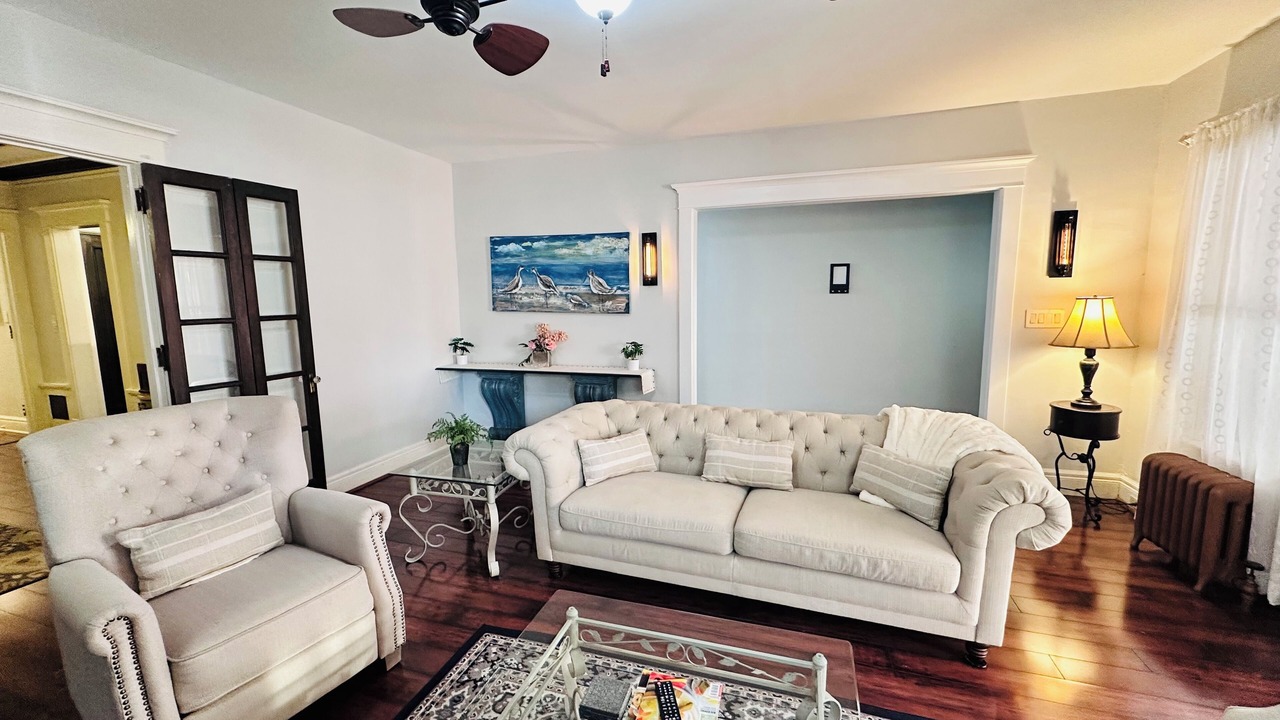 Photo of Livingroom in Buffalo