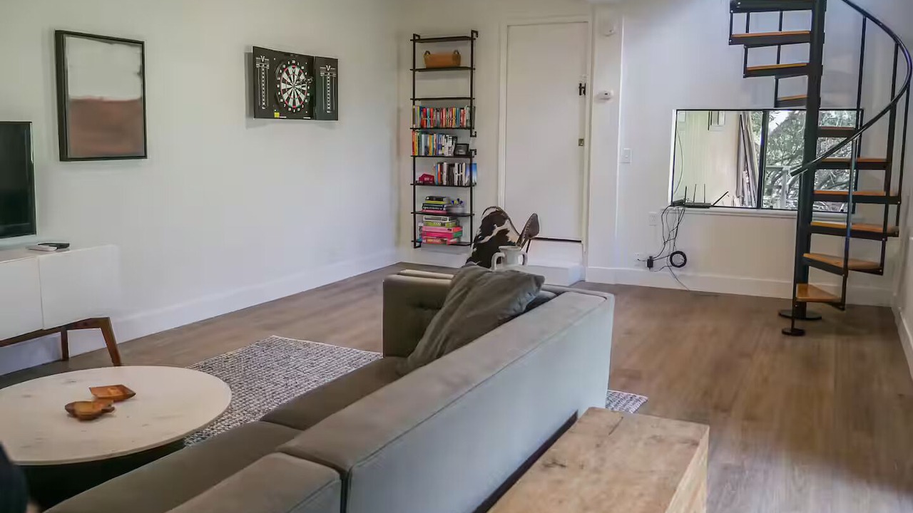 Photo of Livingroom in Camp Nelson