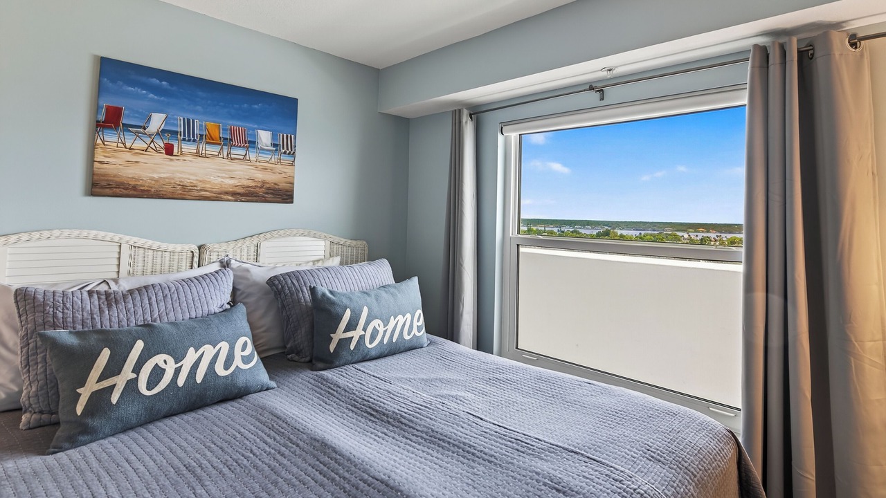 Photo of Bedroom in Seawinds Condo