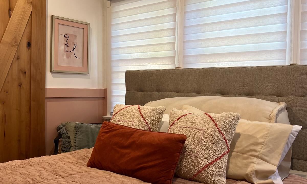 Photo of Bedroom in Westmont