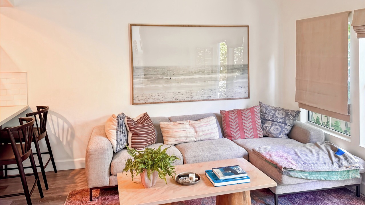 Photo of Livingroom in Newport Coast