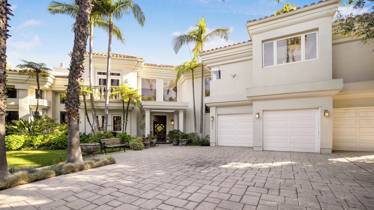 Photo of Outdoor in Tarzana