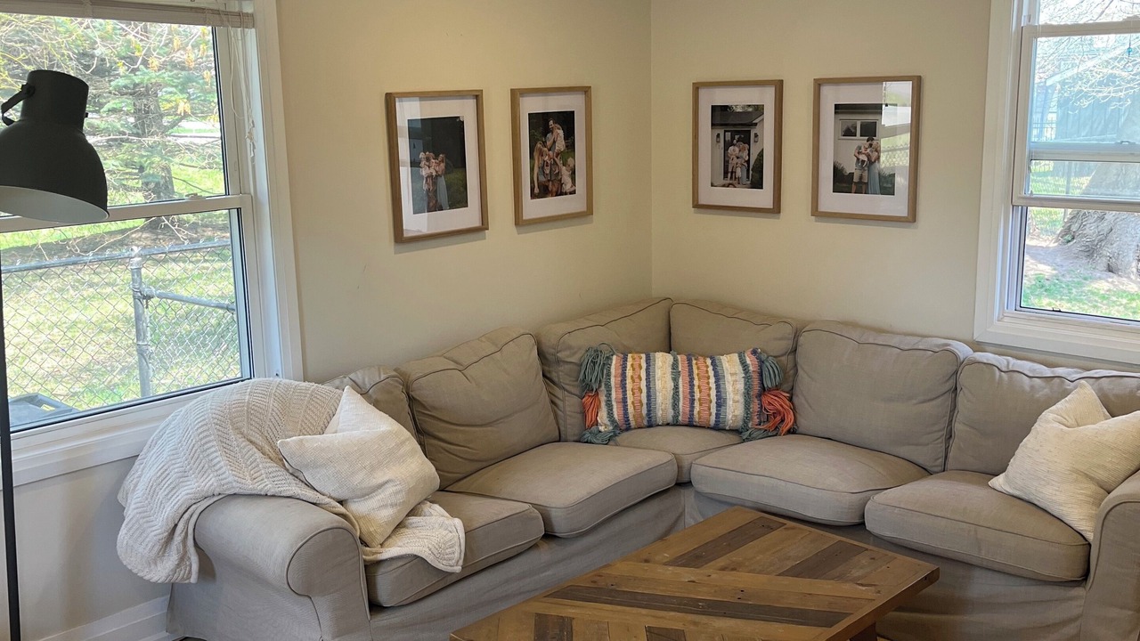 Photo of Livingroom in Caledon