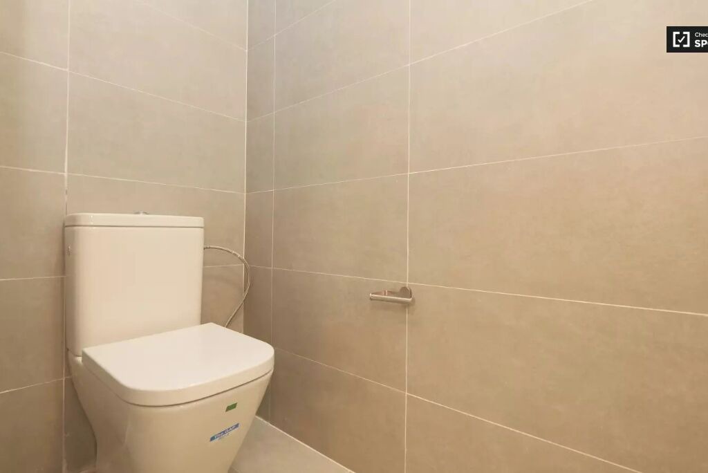 Photo of Bathroom in Sants