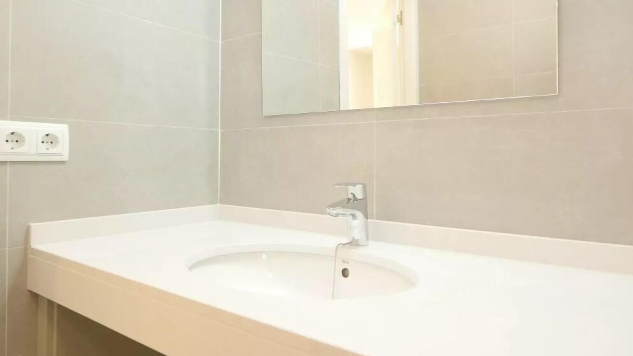 Photo of Bathroom in Sants
