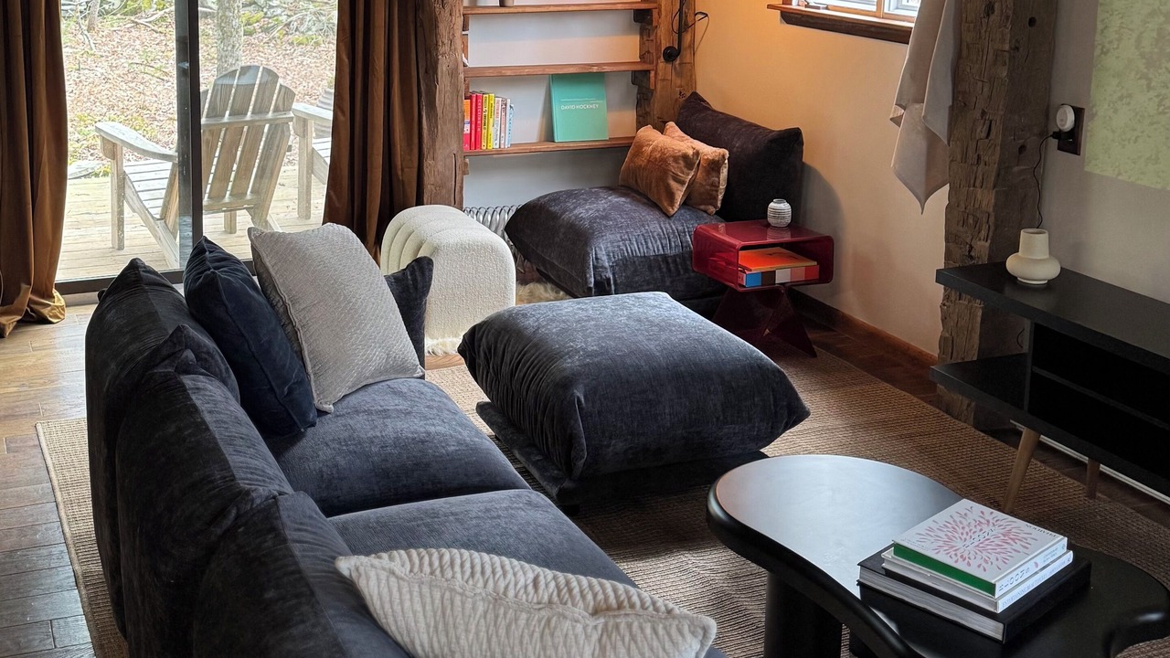Photo of Livingroom in Sparrow Bush