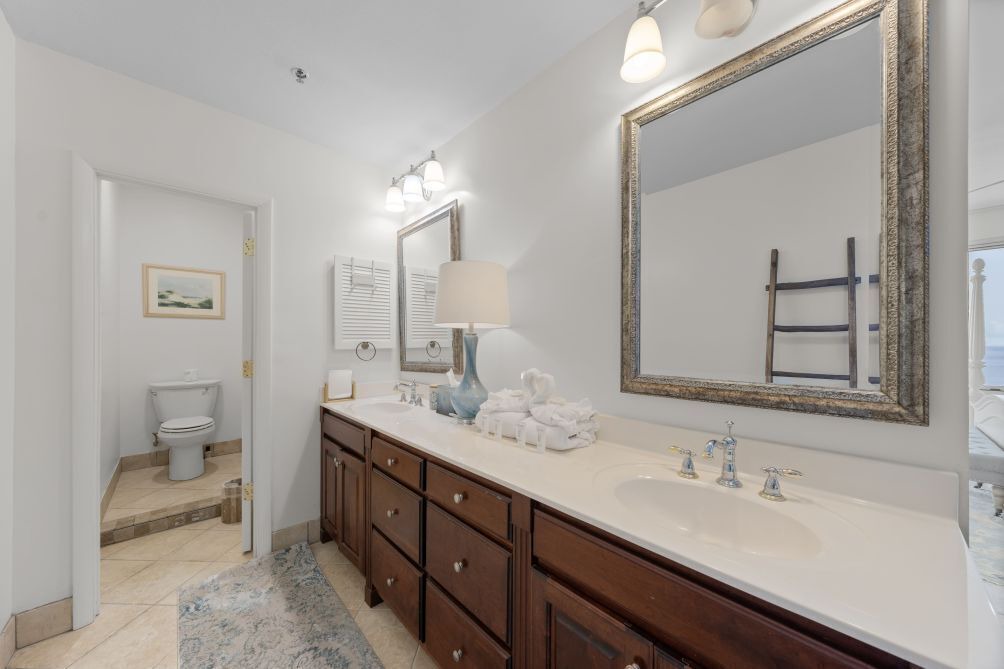 Photo of Bathroom in Orange Beach