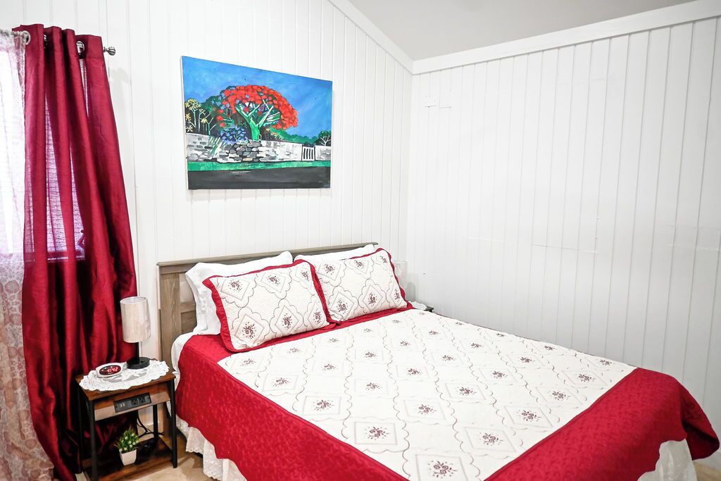 Photo of Bedroom in Rock Sound