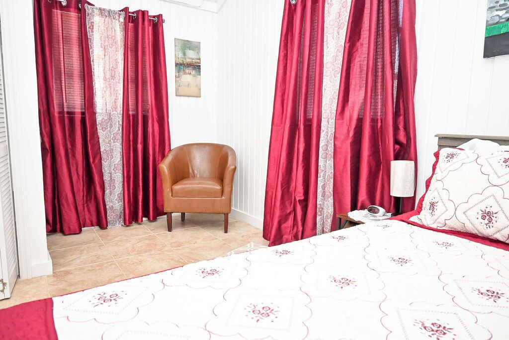Photo of Bedroom in Rock Sound