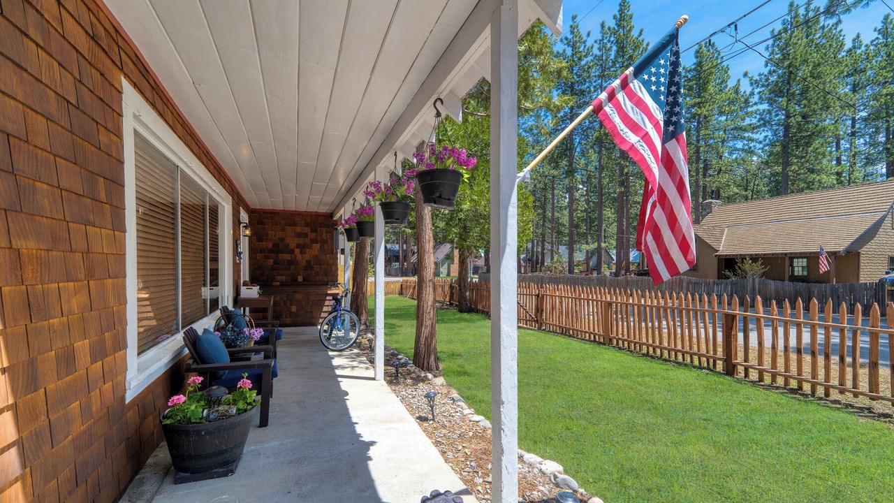 Photo of Patio Balcony in Al Tahoe