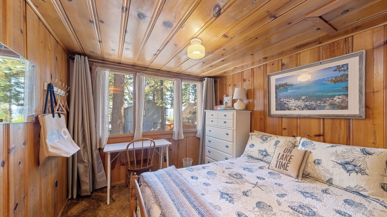 Photo of Bedroom in Al Tahoe